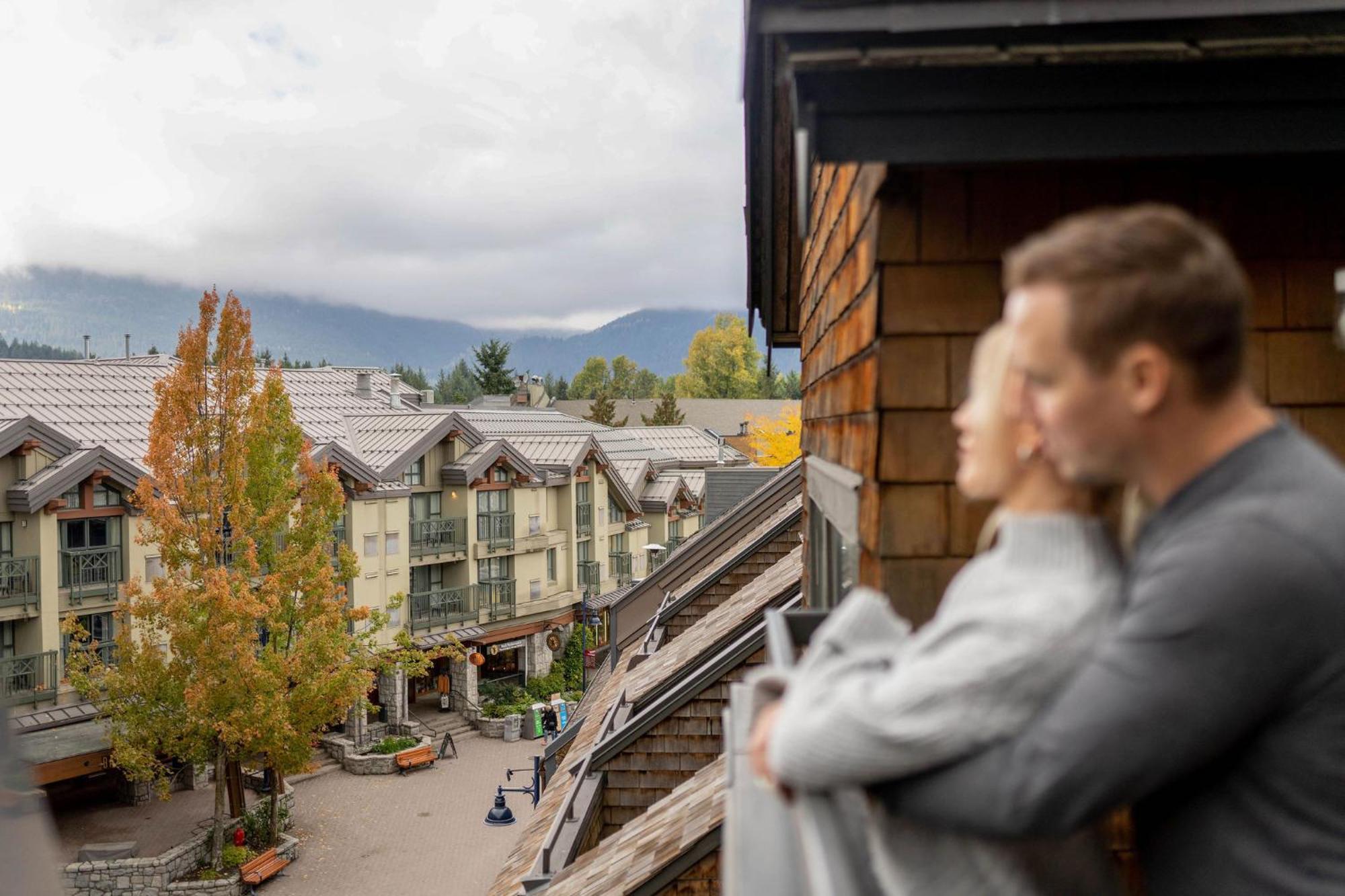 Executive Inn Whistler Extérieur photo